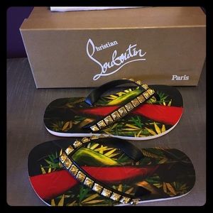 🛑 SOLD 🛑Christian Louboutin Montezazou Flats